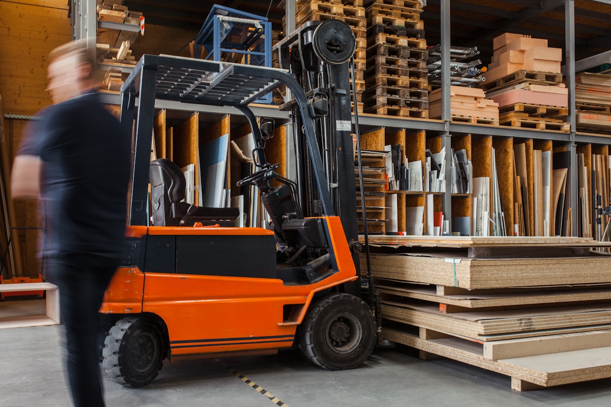 Wholesale distribution warehouse aisles USA